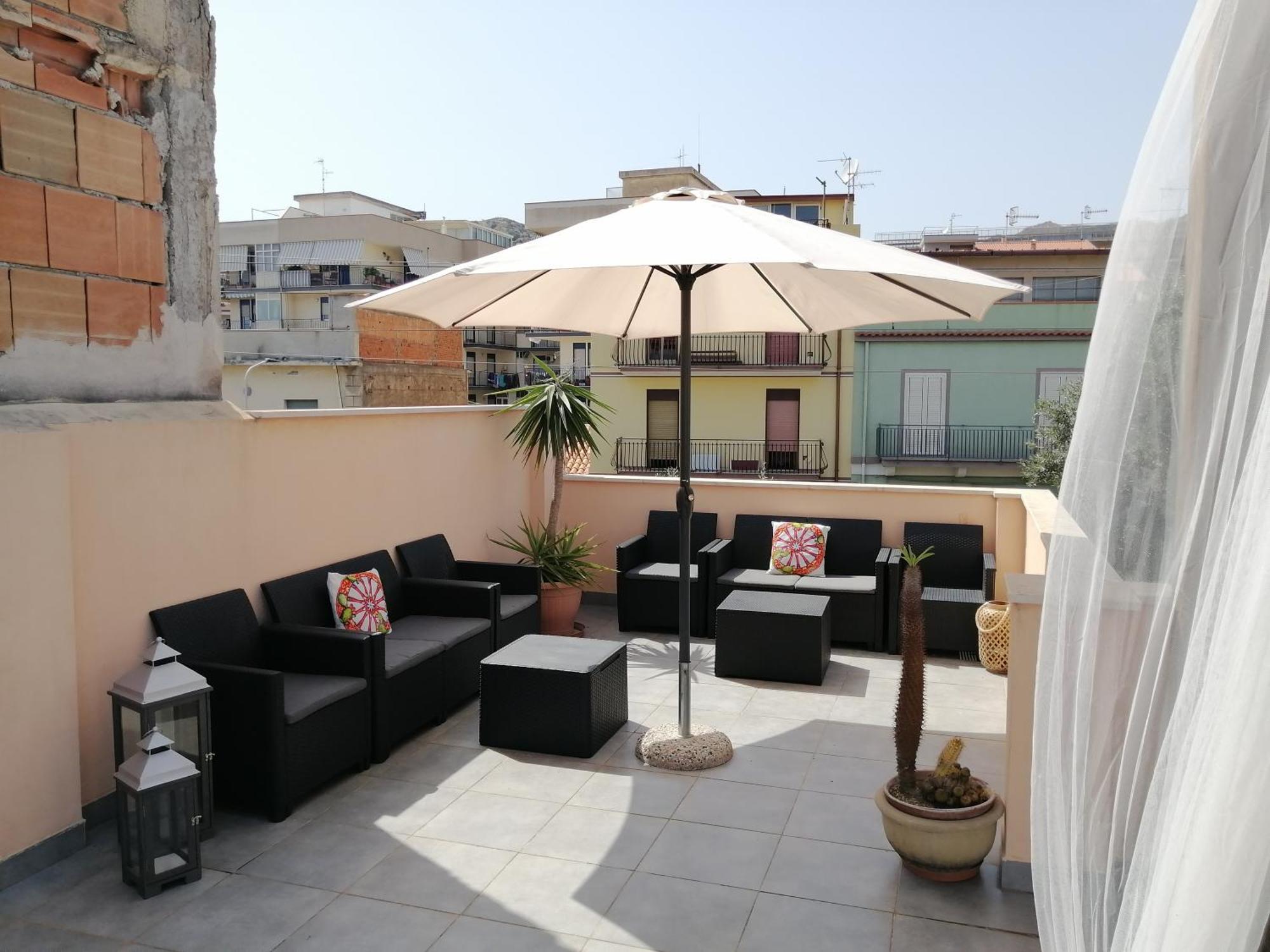 B & B Jasmine Santa Teresa Di Riva Exteriör bild