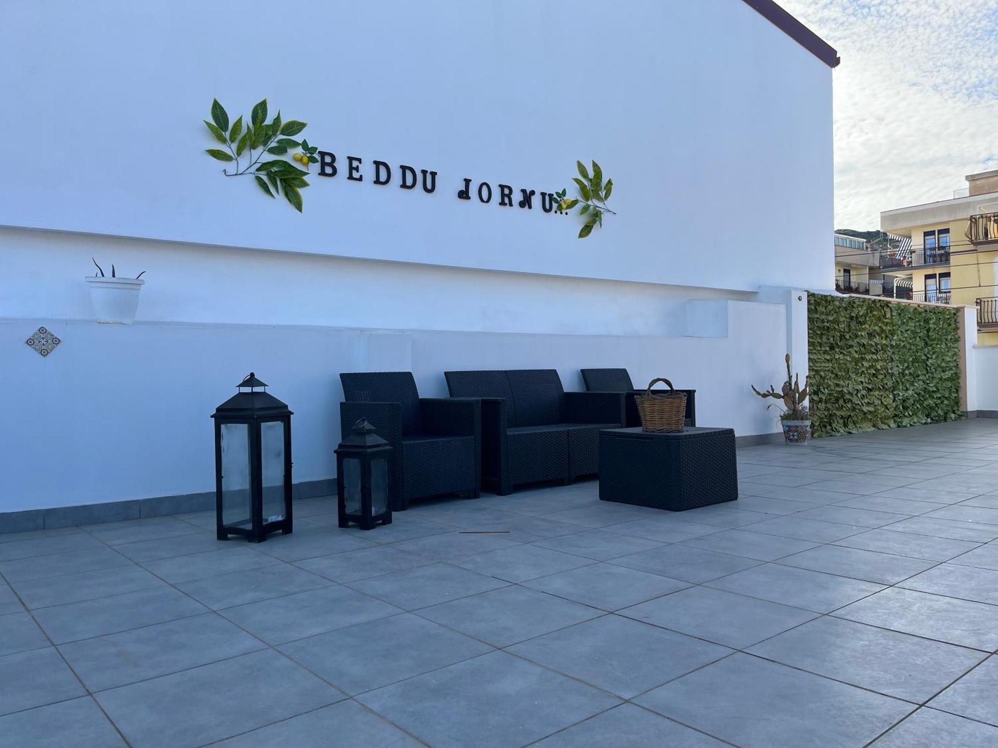 B & B Jasmine Santa Teresa Di Riva Exteriör bild