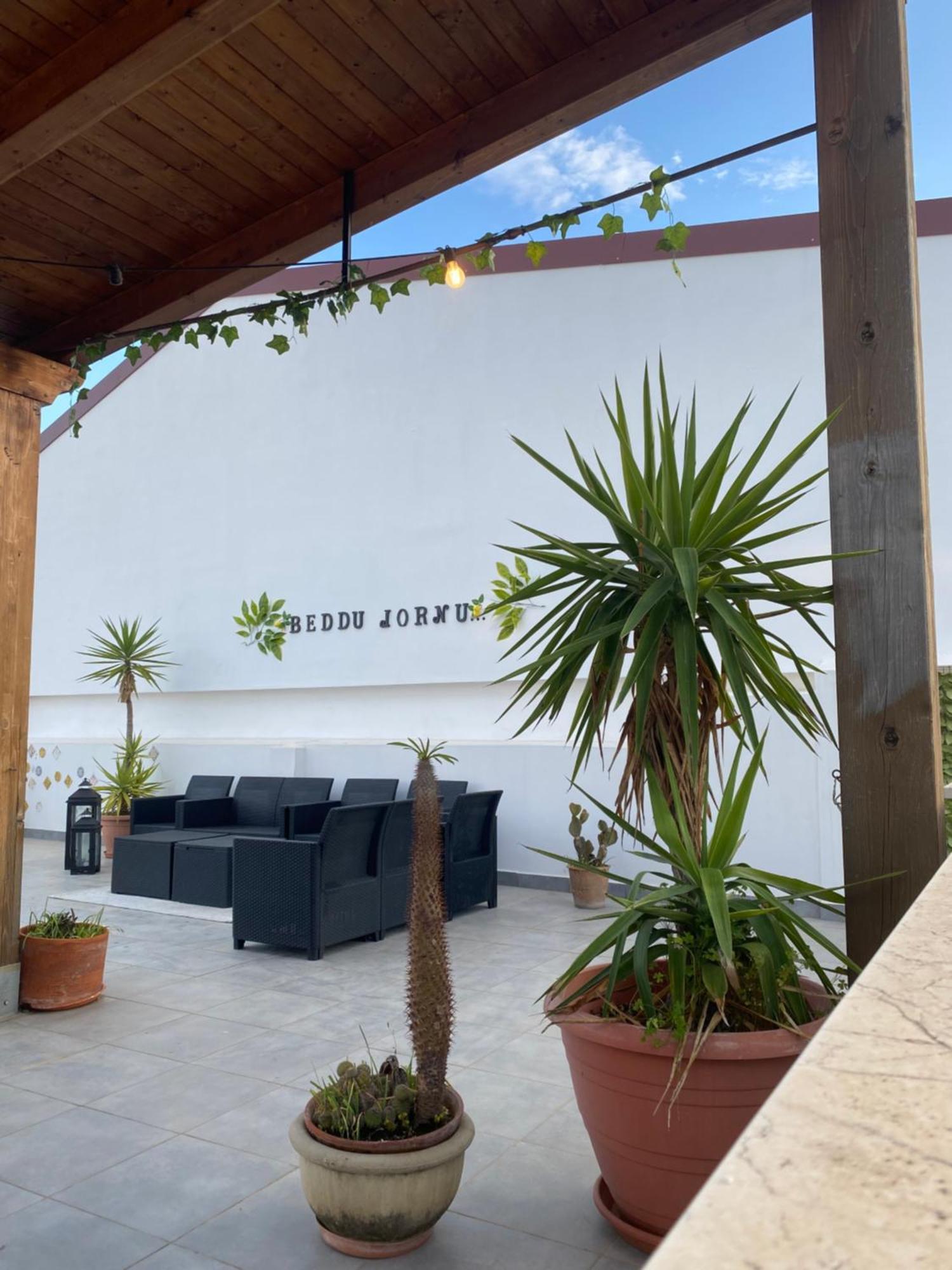 B & B Jasmine Santa Teresa Di Riva Exteriör bild